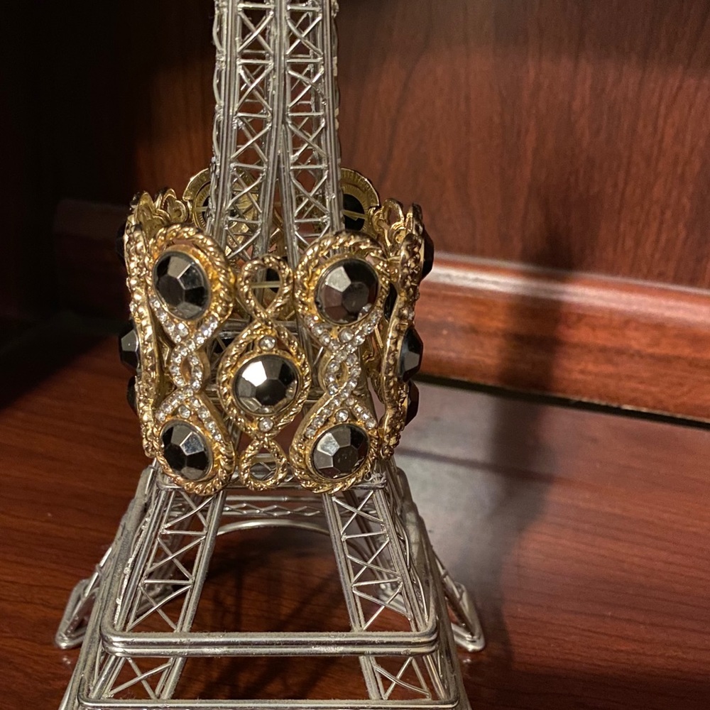 Gold Statement Bracelet - image 4